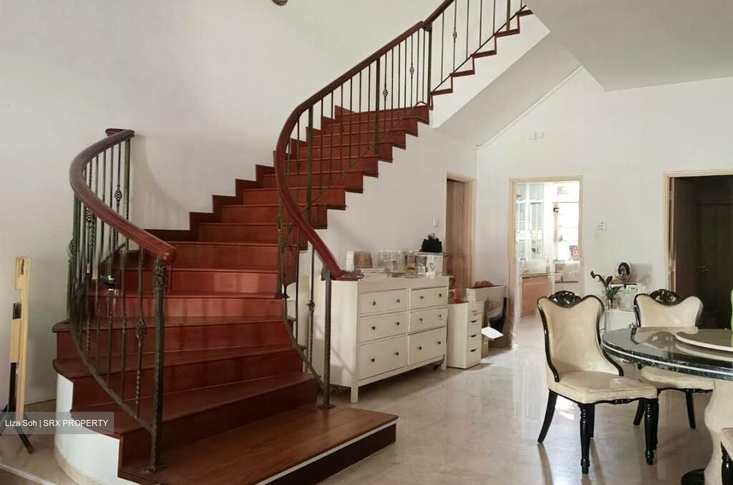 Eastwood Park (D16), Terrace #518617401